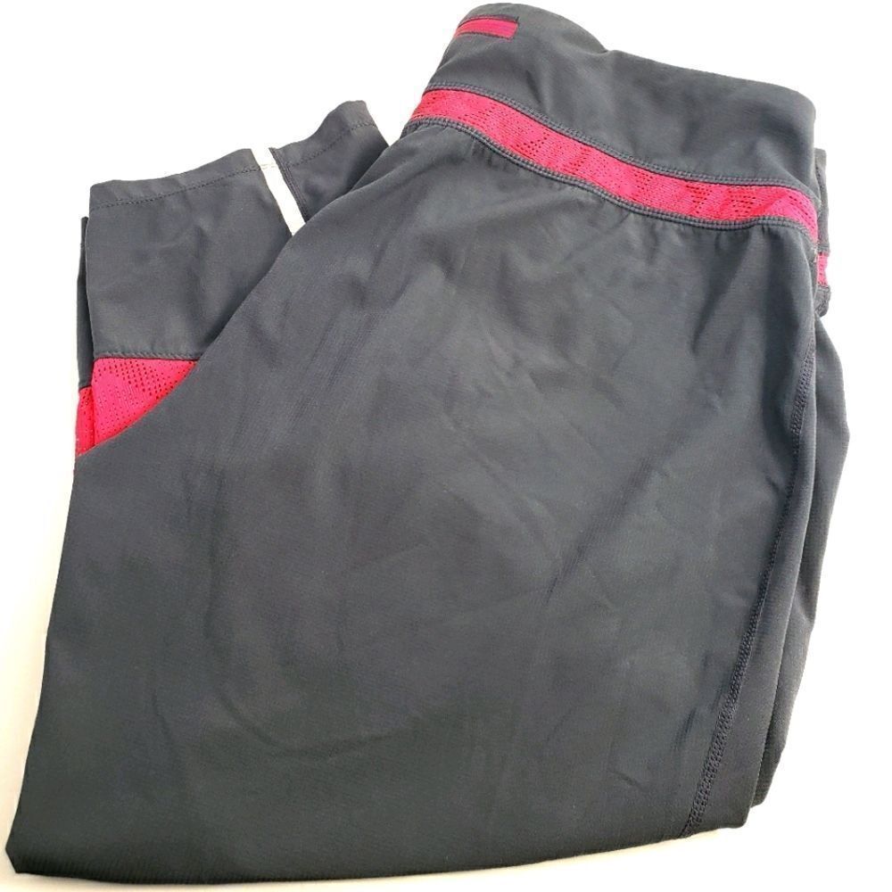 Tuff Athletics workout capri leggings